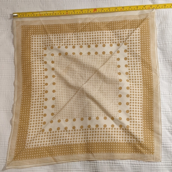 Vintage polkadot square scarf - Picture 3 of 3